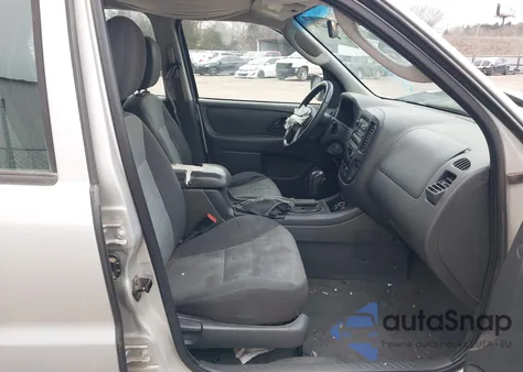 2005 Ford Escape Xls из США, поврежденный, VIN 1FMYU02Z25KB36088